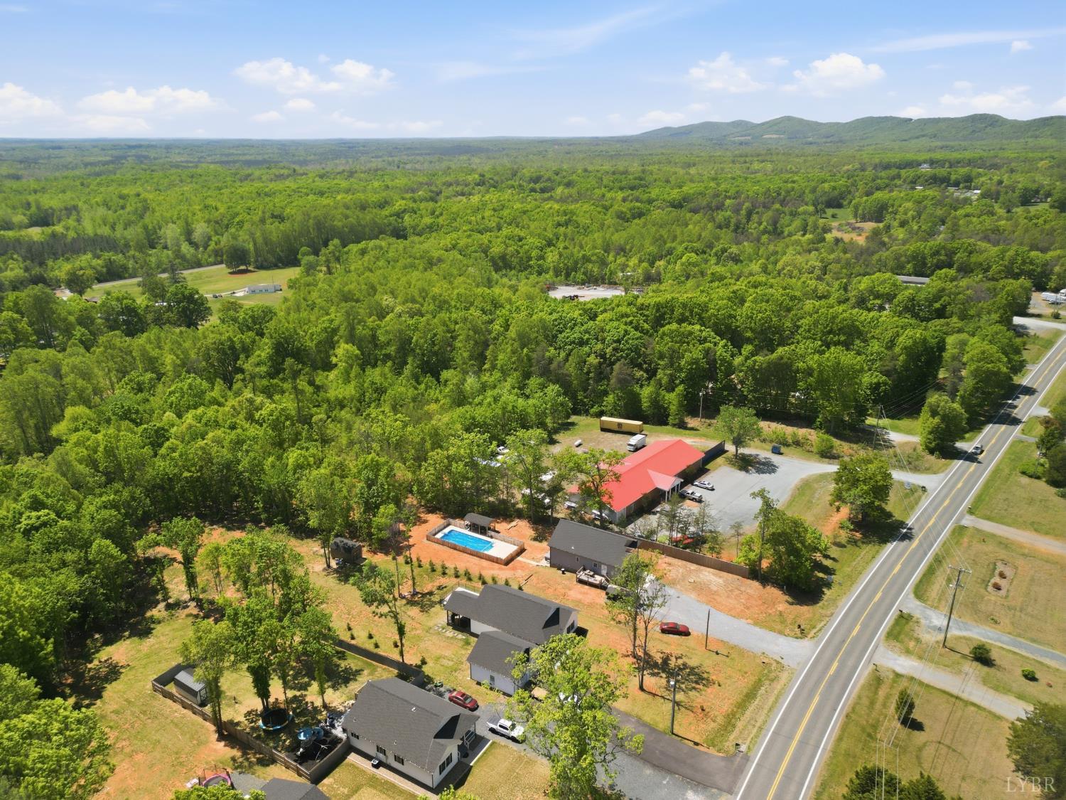 7793 Village Highway