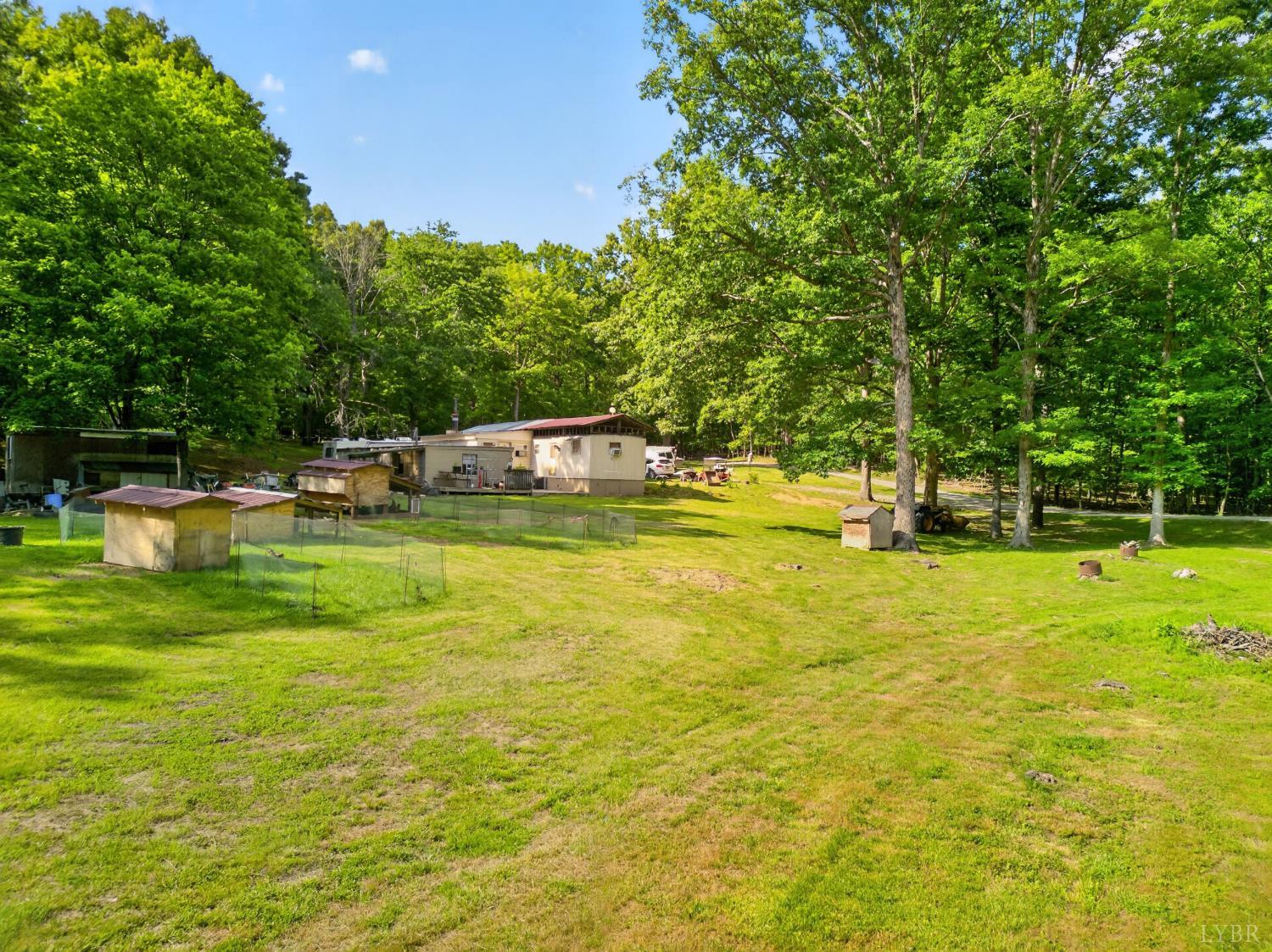 1086 Bugg Hollow Lane