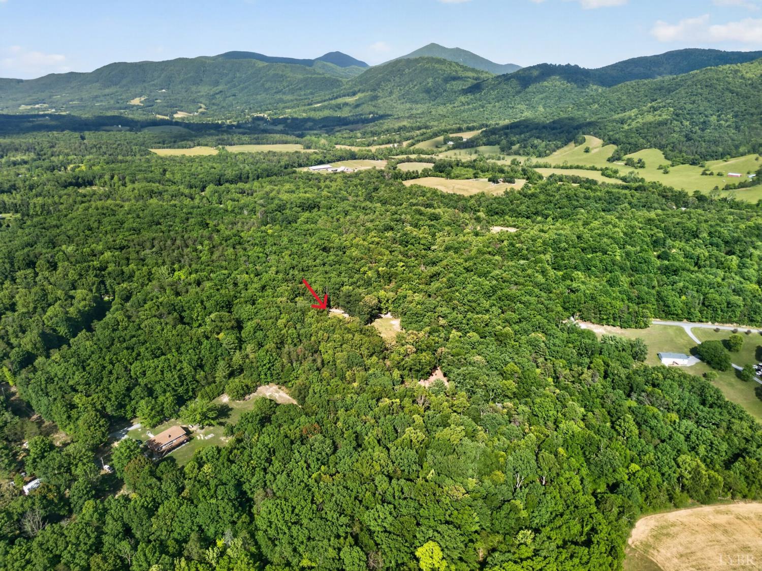1086 Bugg Hollow Lane