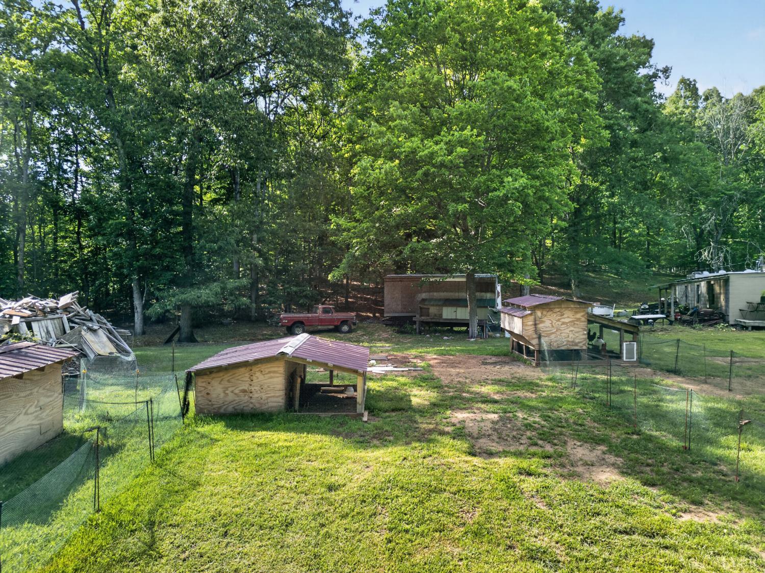1086 Bugg Hollow Lane