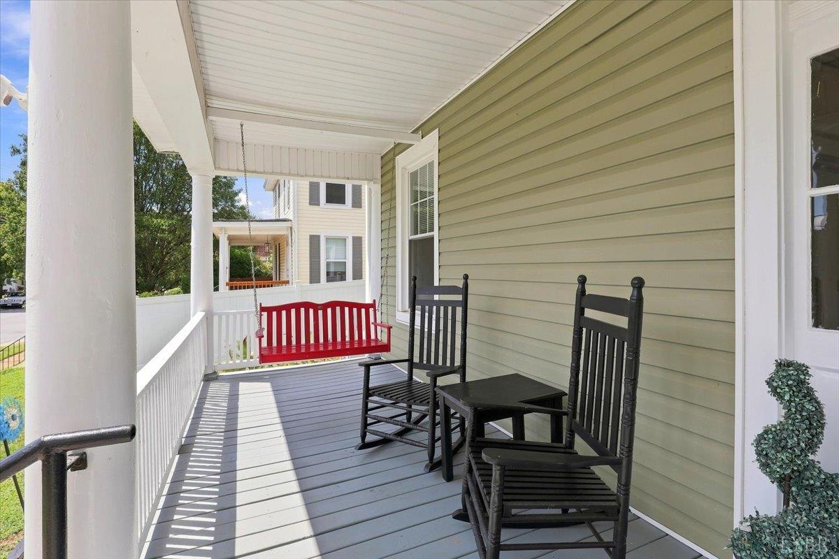 320 Yeardley Avenue