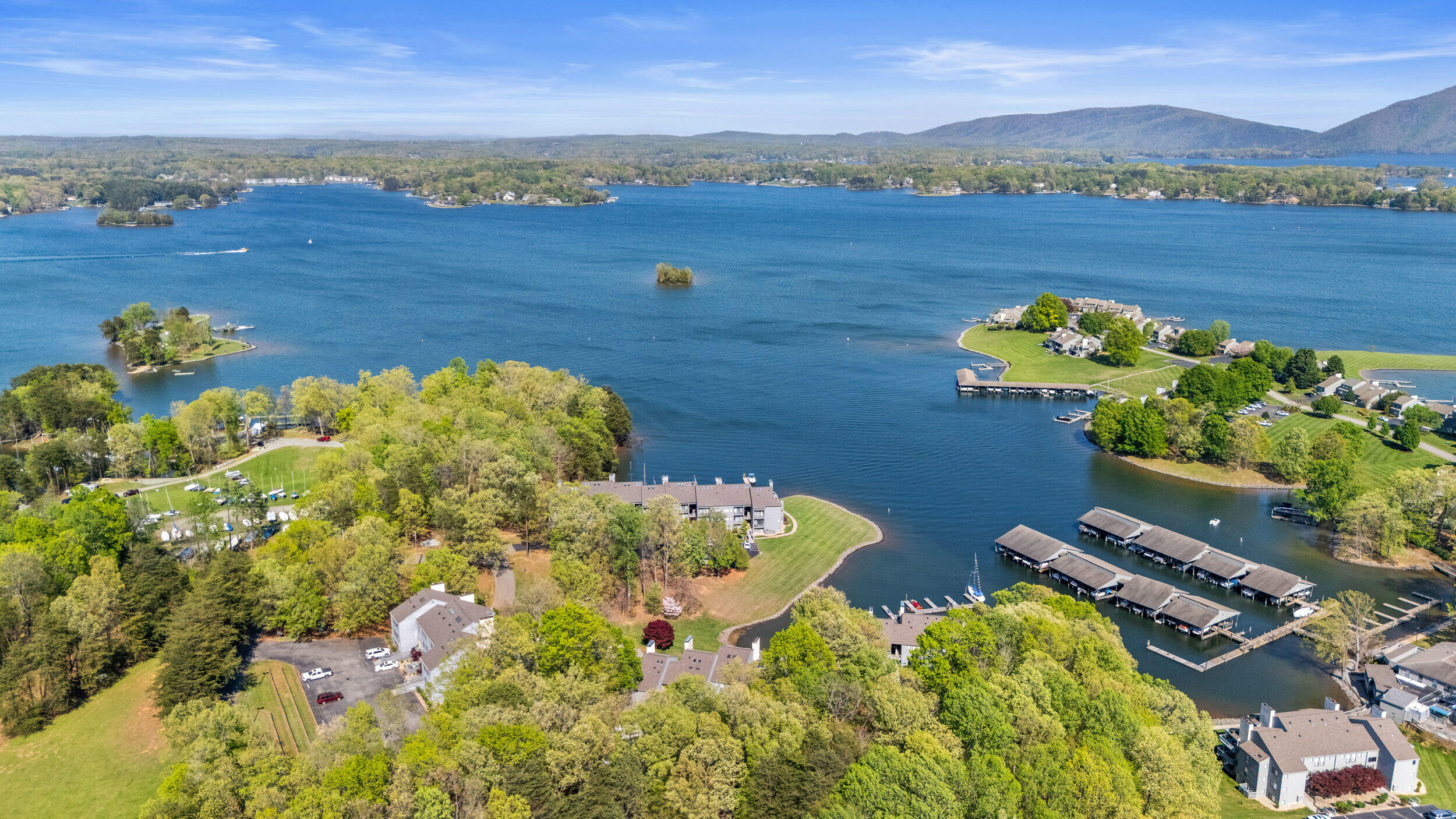 75 Dockside CIR Unit: 308