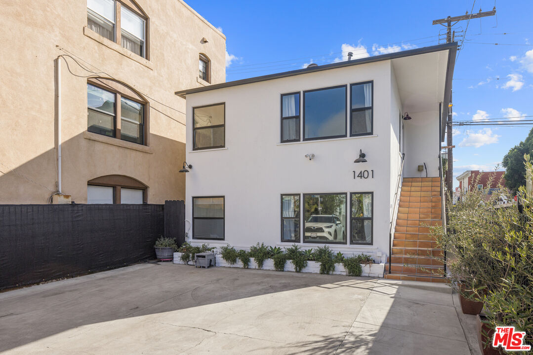 1401 Innes Pl Unit: B