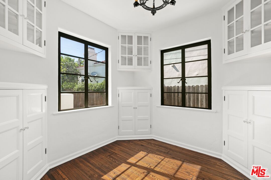 1118 Chautauqua Blvd