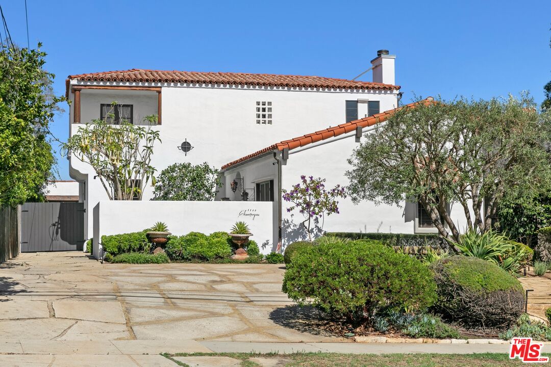 1118 Chautauqua Blvd