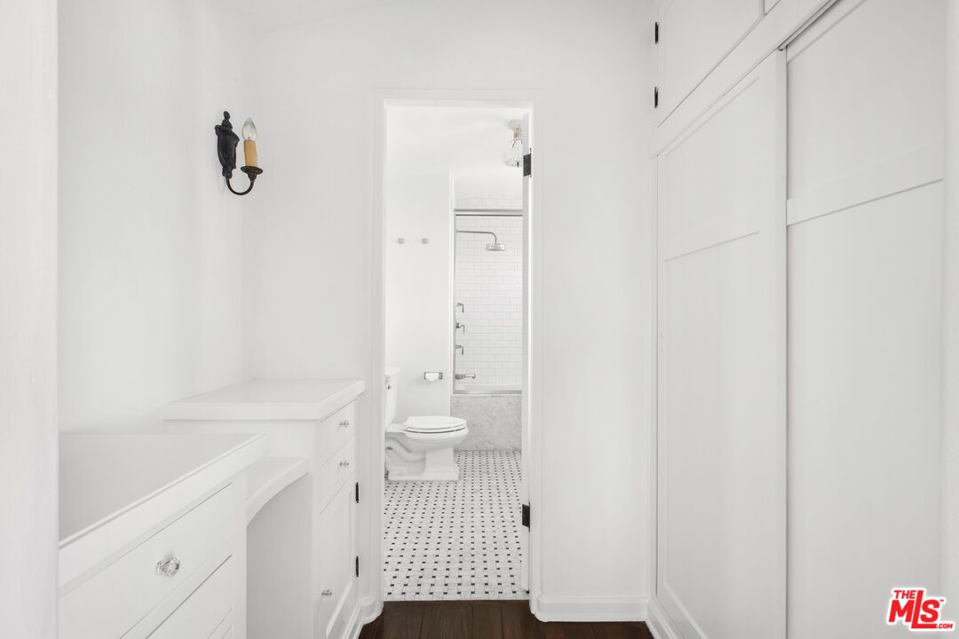 1118 Chautauqua Blvd