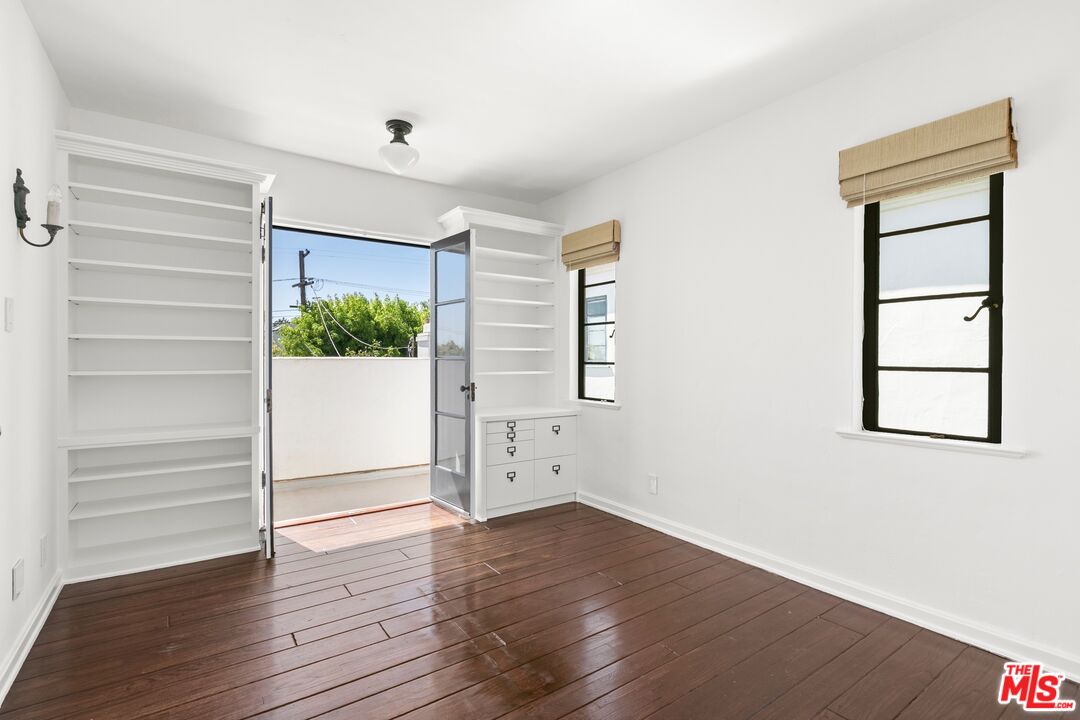 1118 Chautauqua Blvd