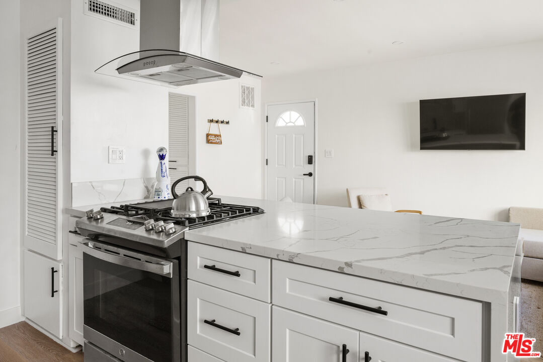 1401 Innes Pl Unit: A