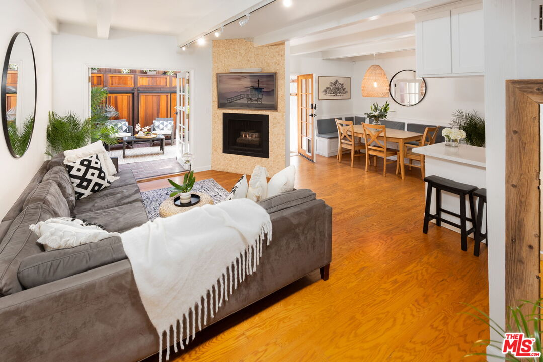 1227 24th St Unit: C