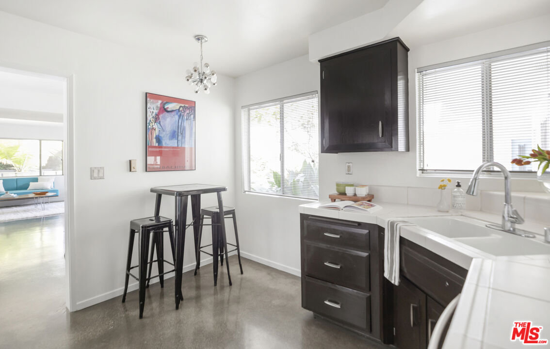 4343 Finley Ave Unit: 2