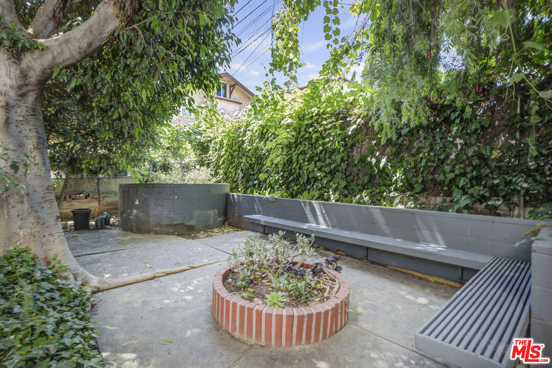 4343 Finley Ave Unit: 2