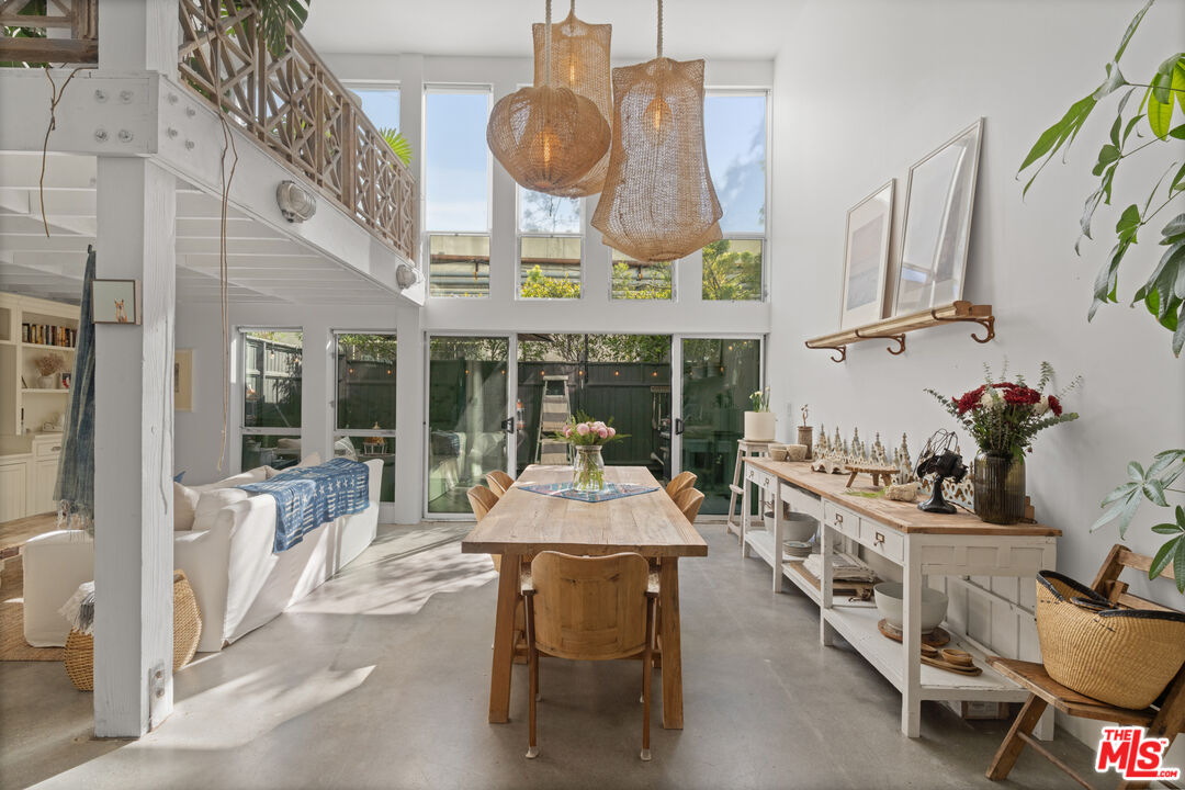 4215 Glencoe Ave Unit: 116