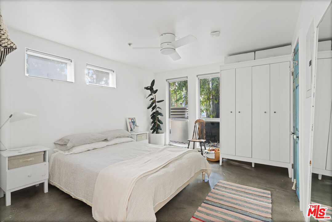 4215 Glencoe Ave Unit: 116