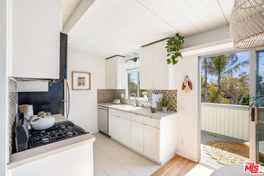 2625 6th St Unit: 5