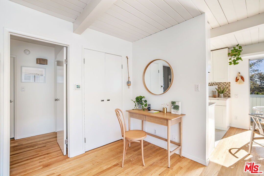 2625 6th St Unit: 5
