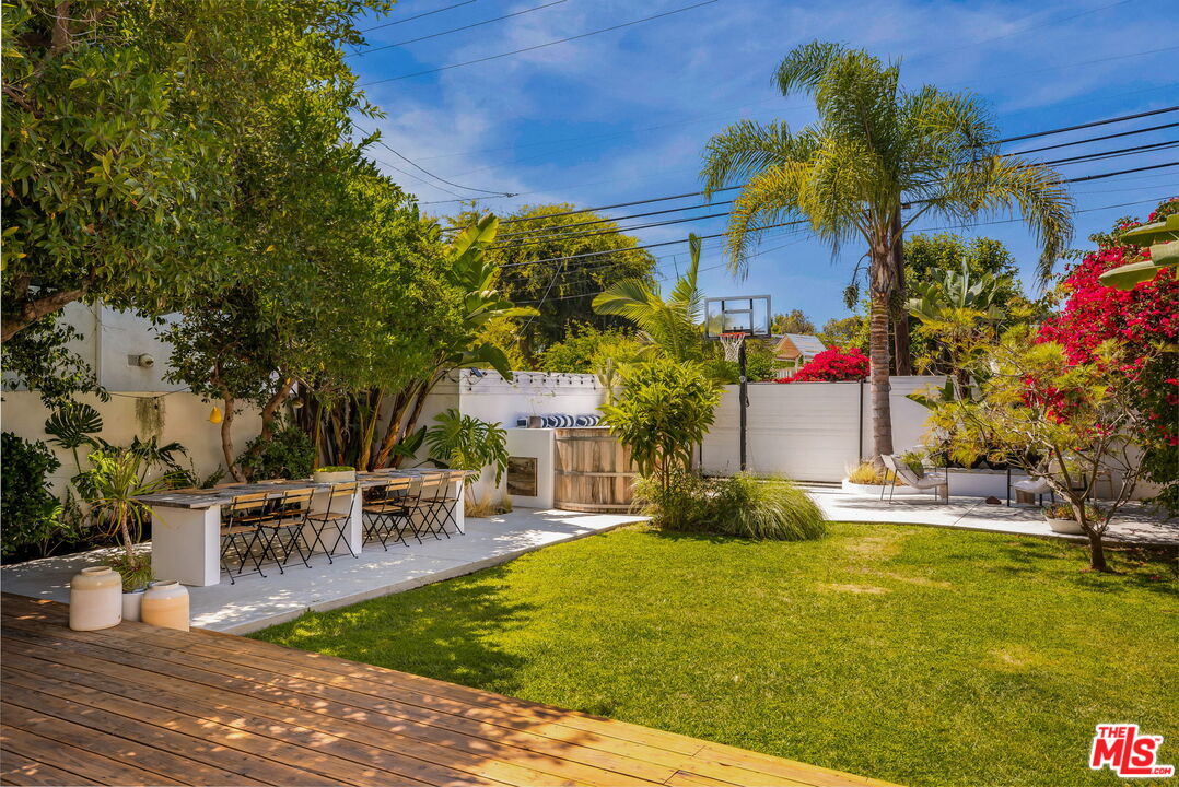 3339 Mclaughlin Ave