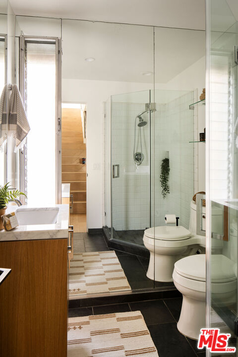 14 Reef St Unit: 1