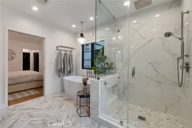 1653 S Spaulding AVE