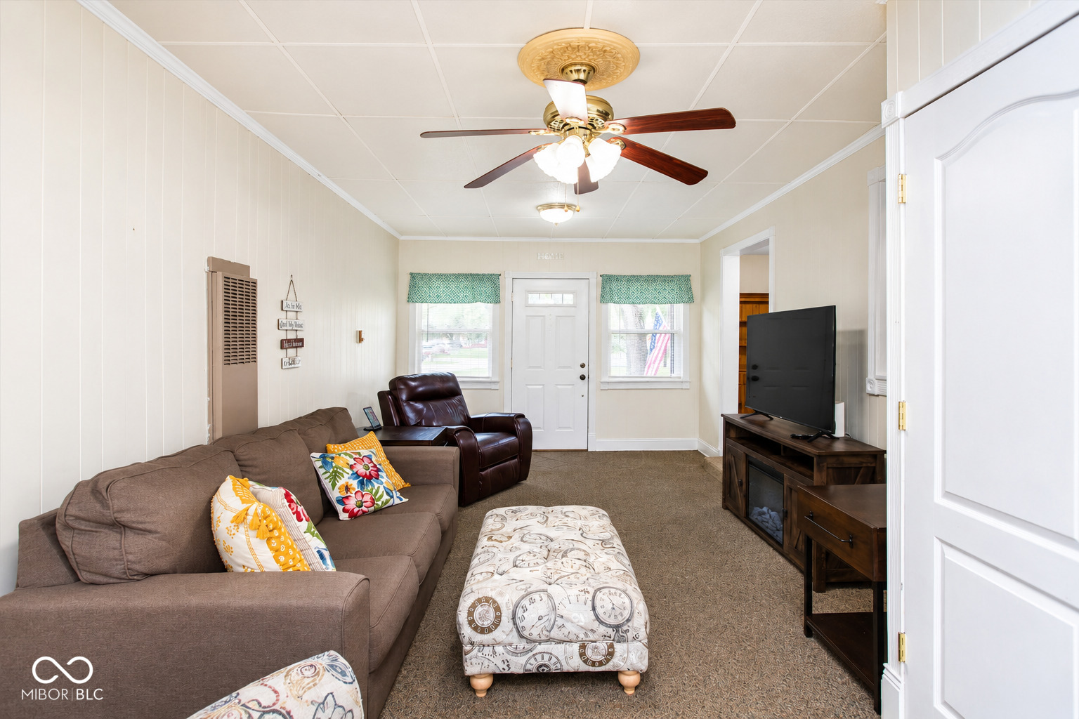 7367 Austin Drive