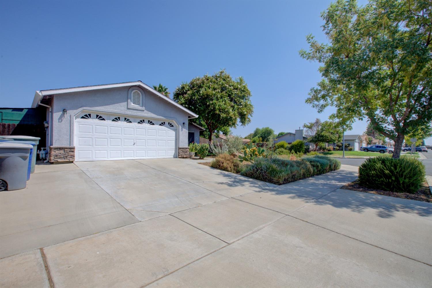 15 La Purisima Street