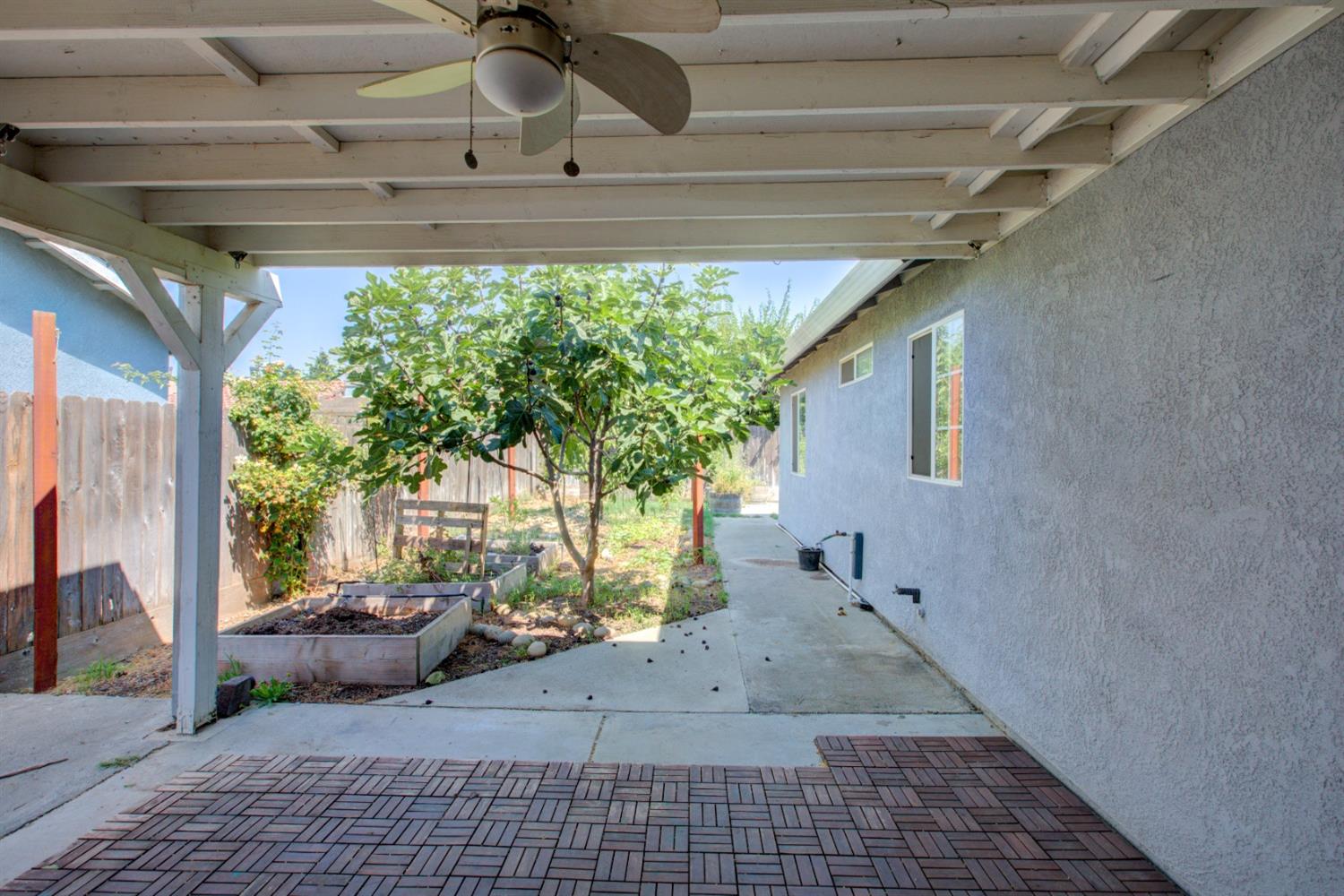 15 La Purisima Street