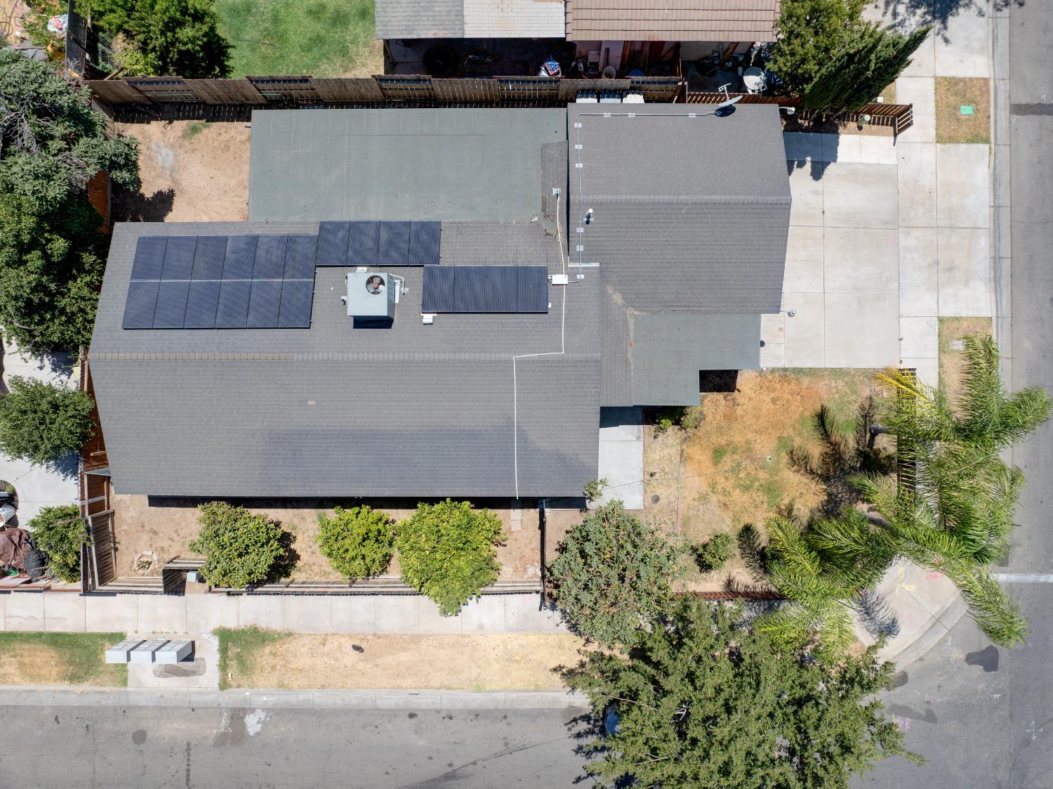 402 La Mesa Street