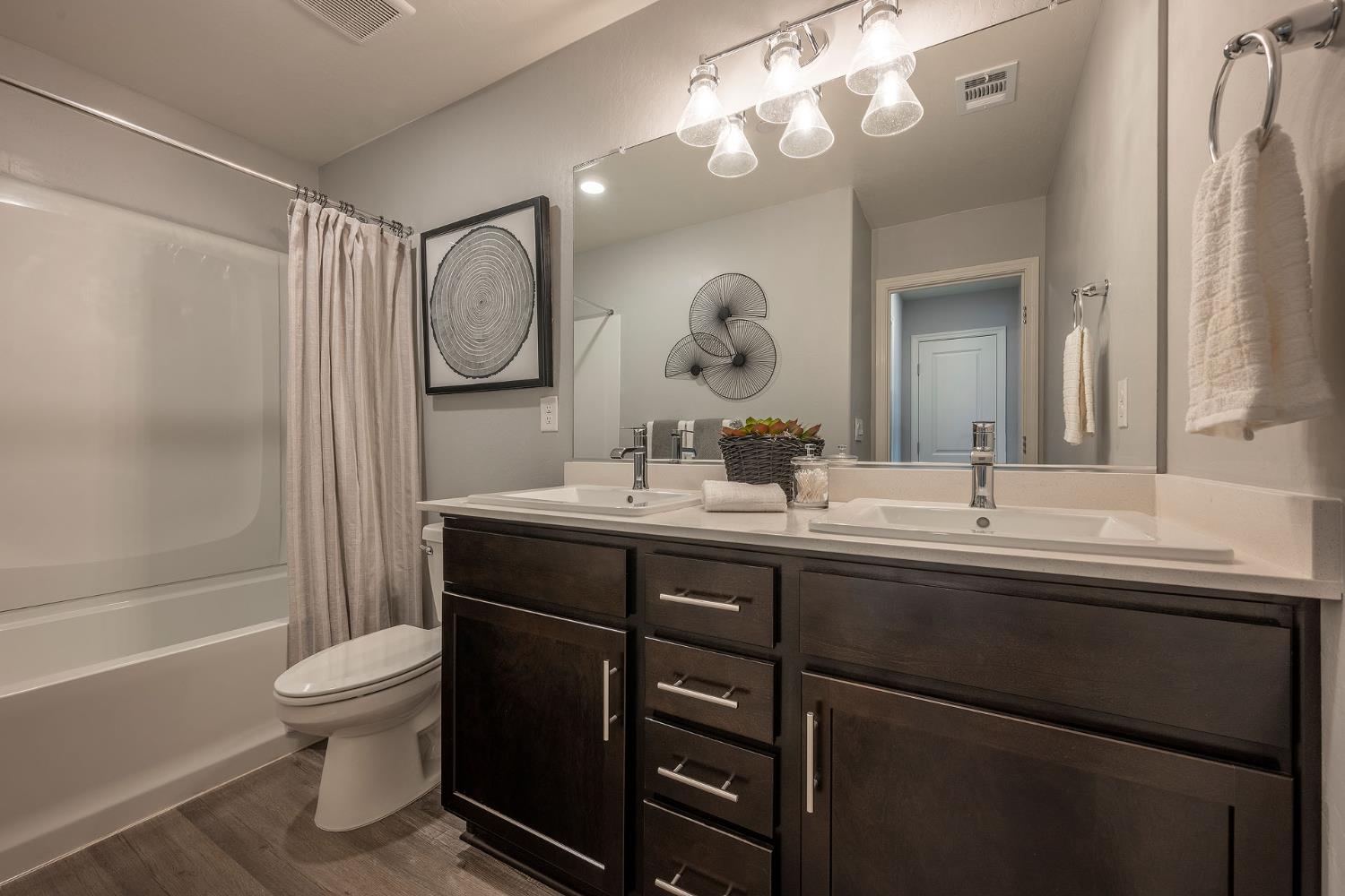 11 River Oak Court 36 SE