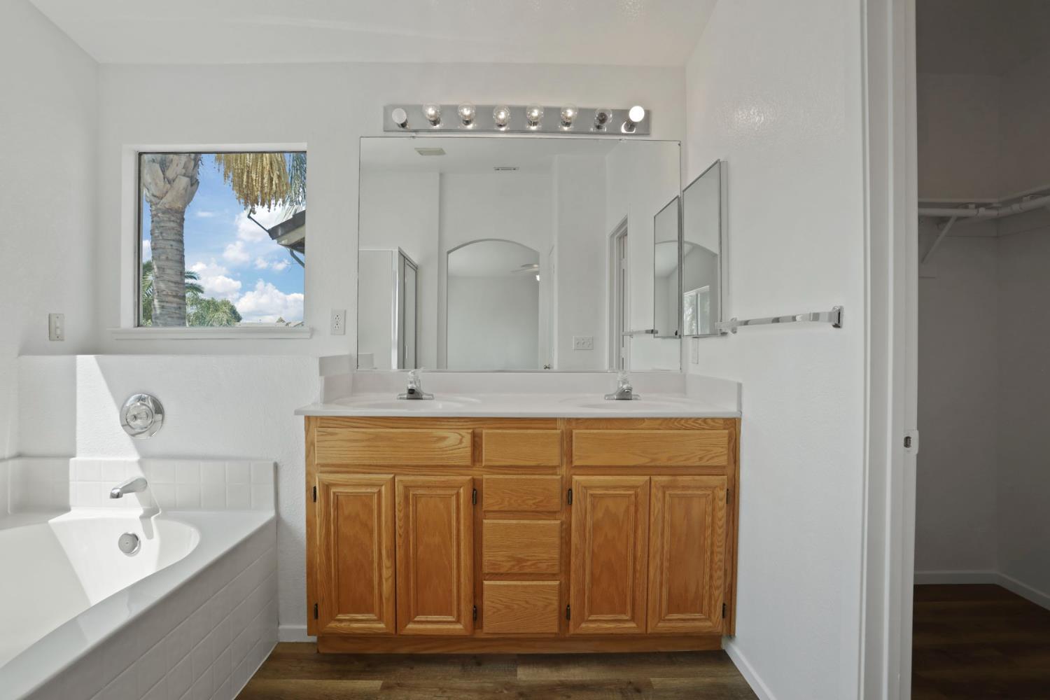 1044 Henry Long Boulevard