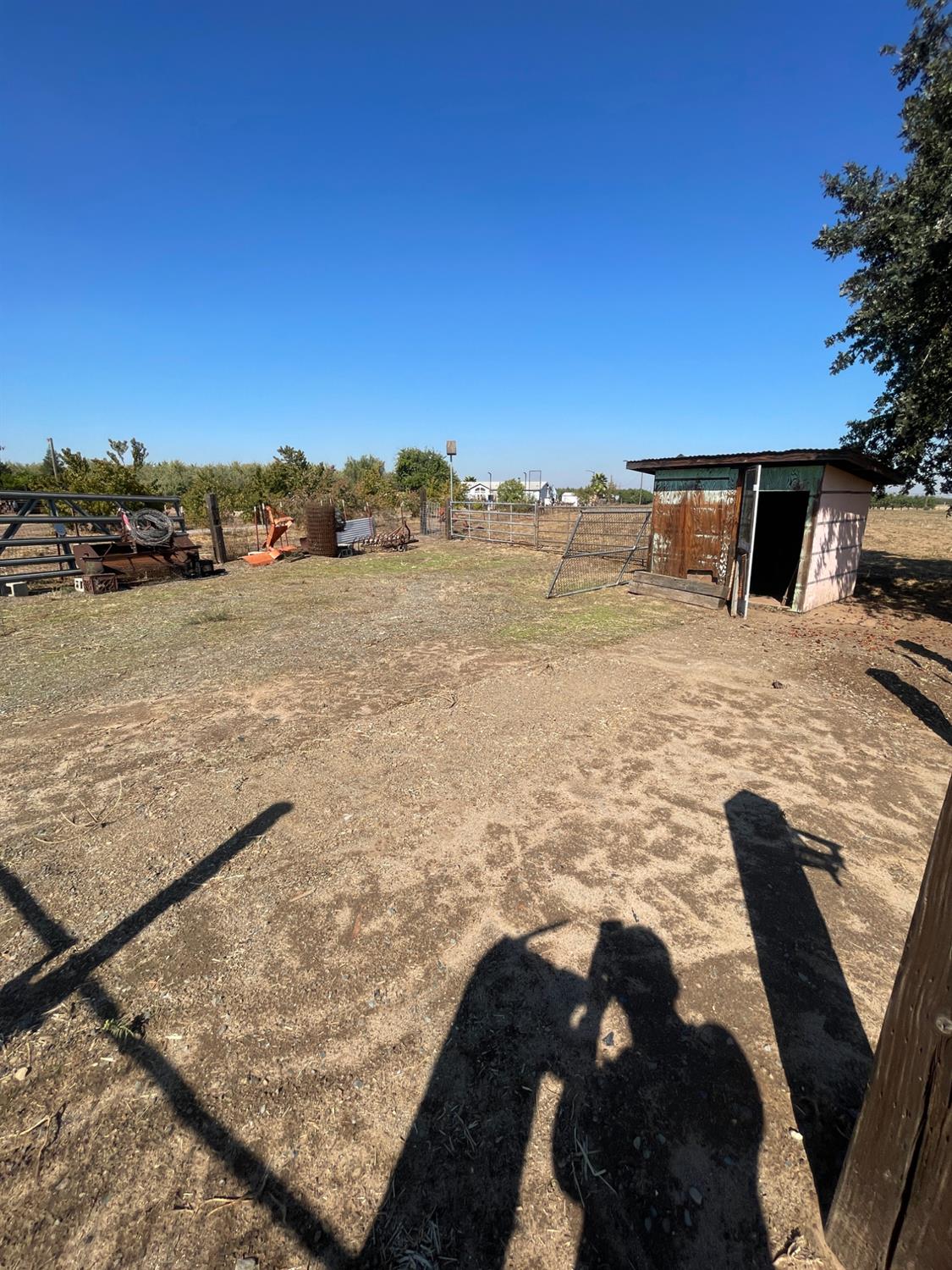 3650 N Santa Fe Drive