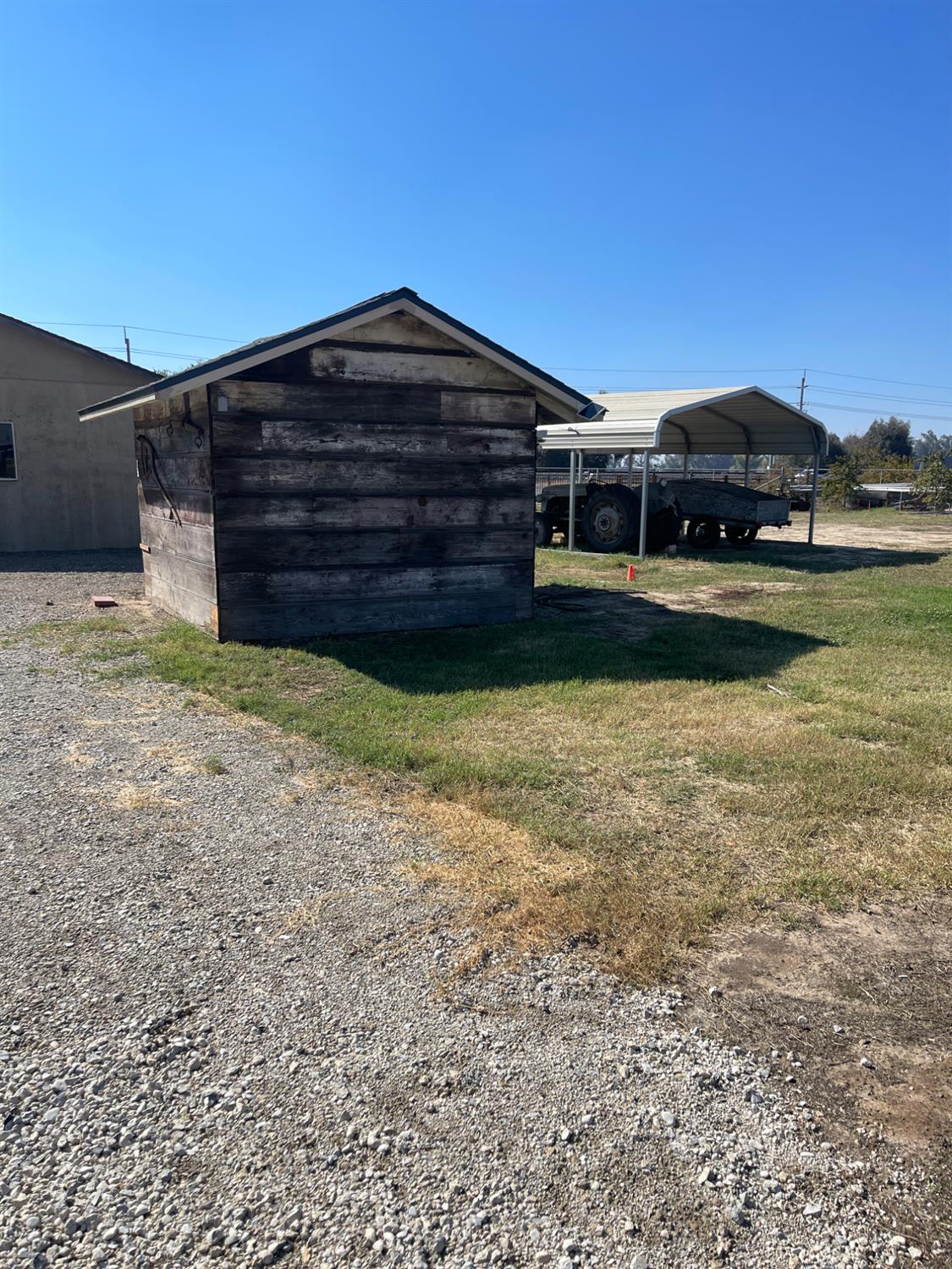 3650 N Santa Fe Drive