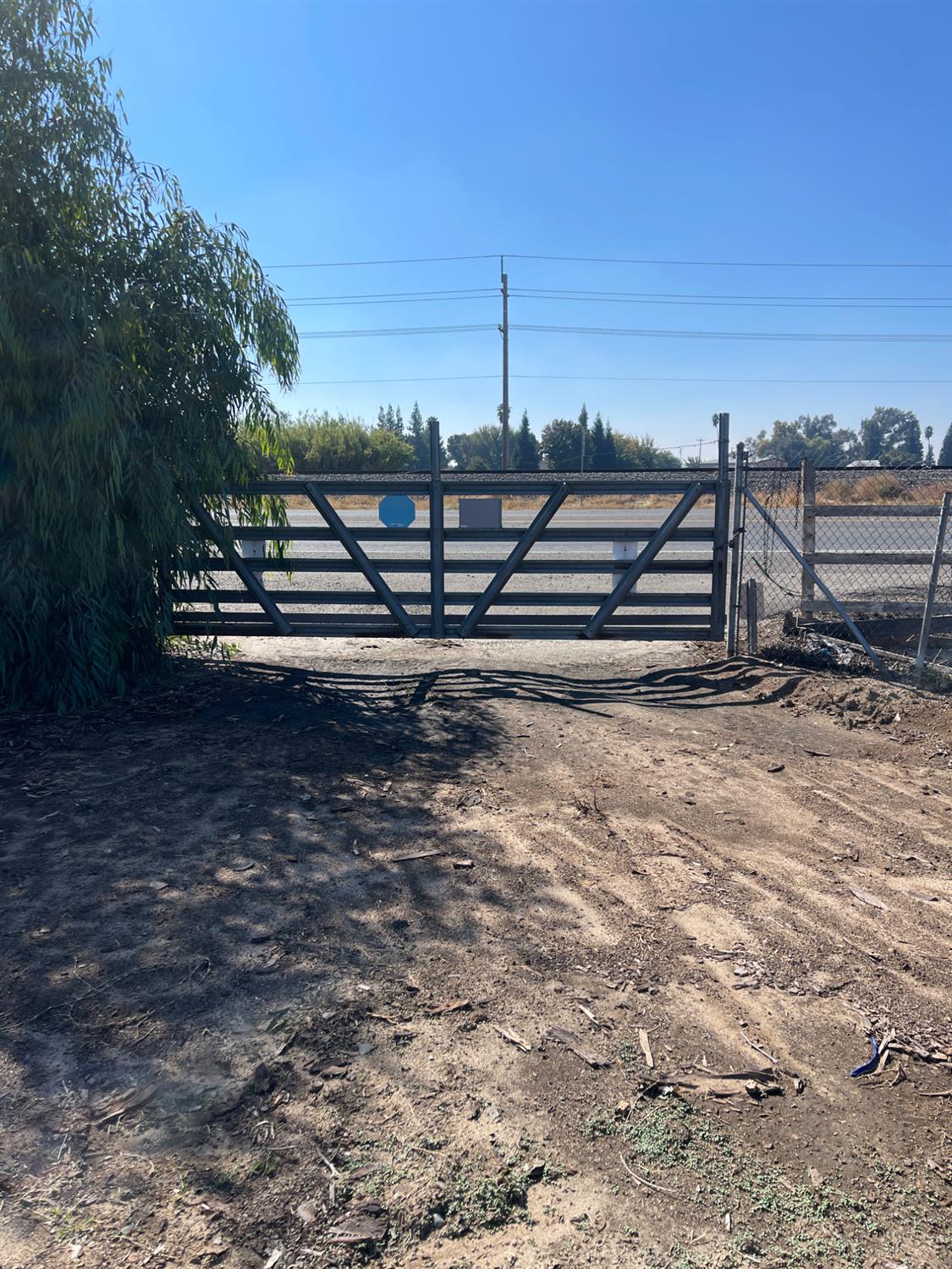 3650 N Santa Fe Drive