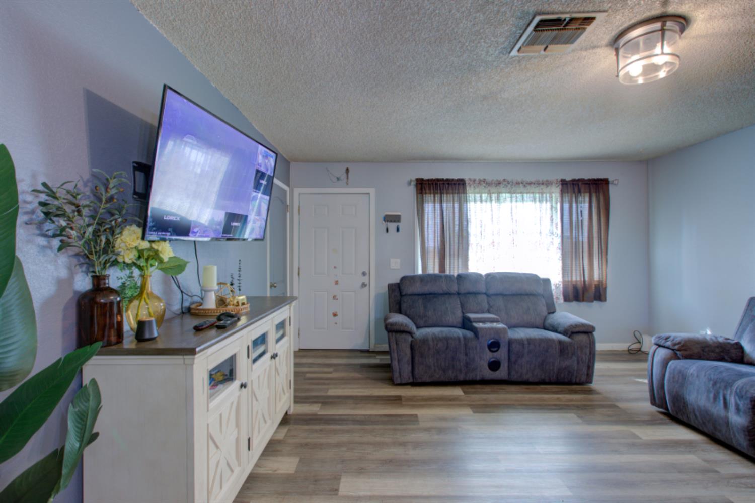 7139 Center Street 7141