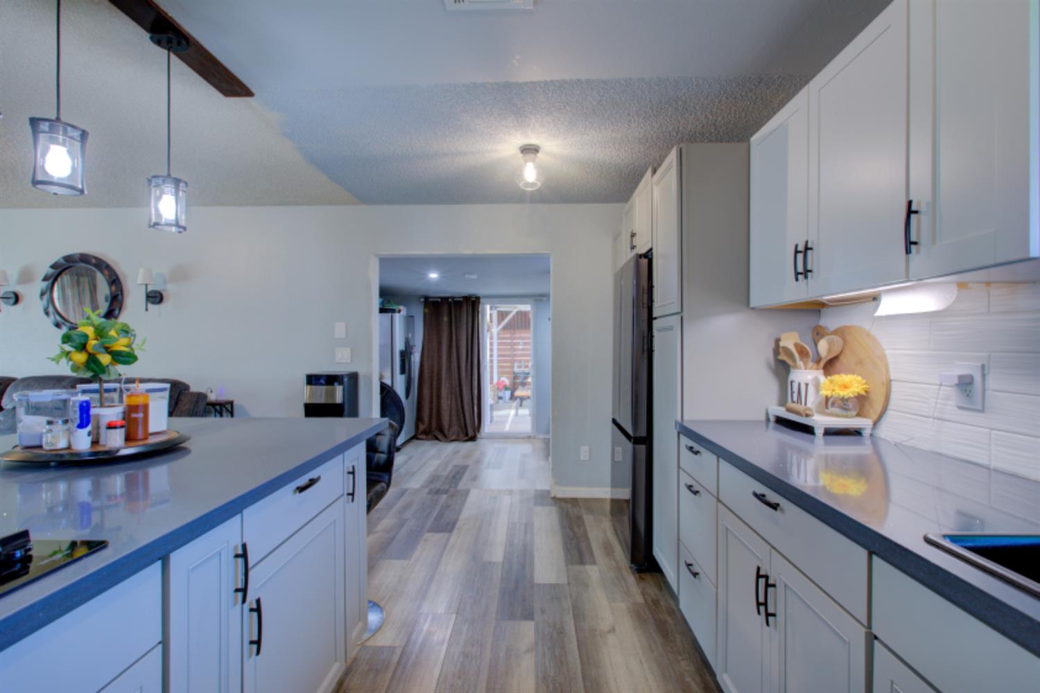 7139 Center Street 7141