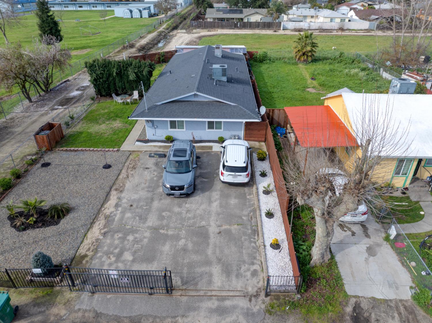 7139 Center Street 7141