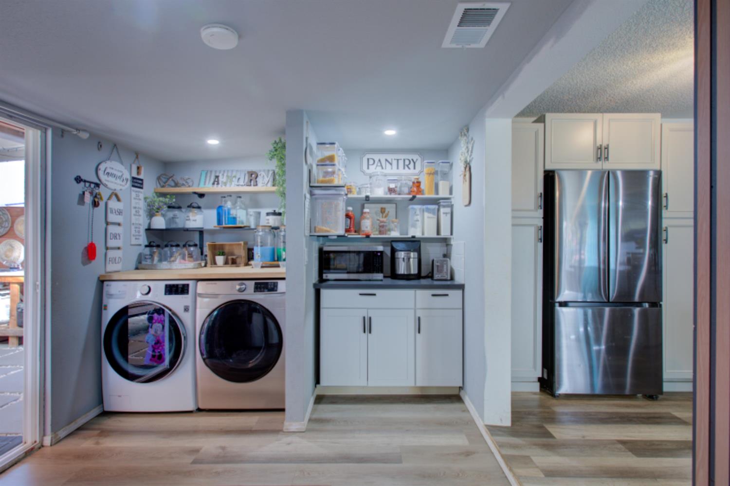 7139 Center Street 7141