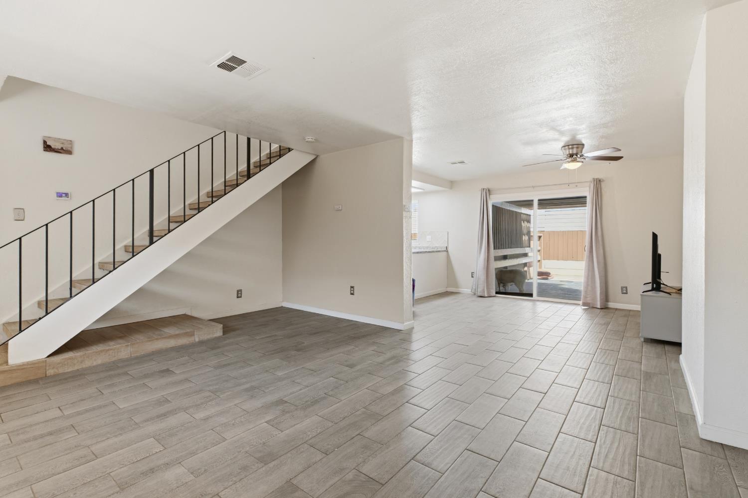 2901 Alphonse Drive