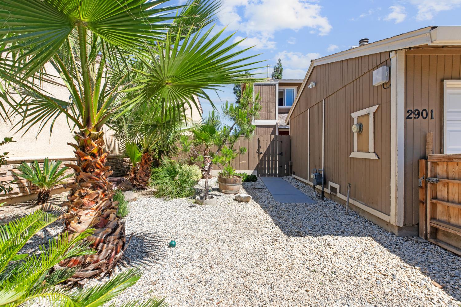 2901 Alphonse Drive