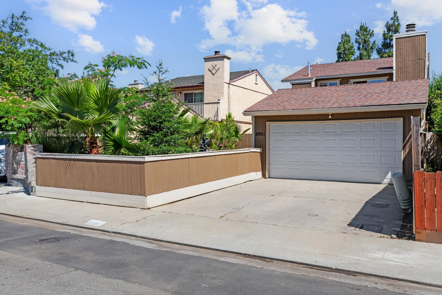 2901 Alphonse Drive