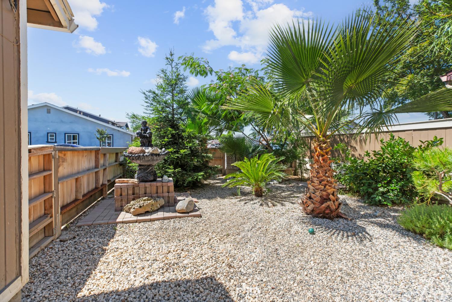2901 Alphonse Drive