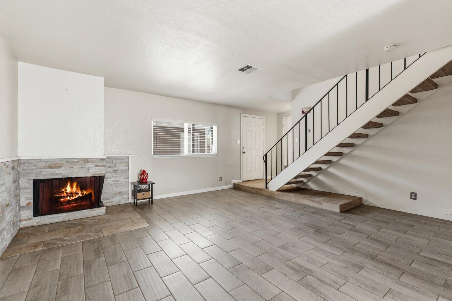 2901 Alphonse Drive