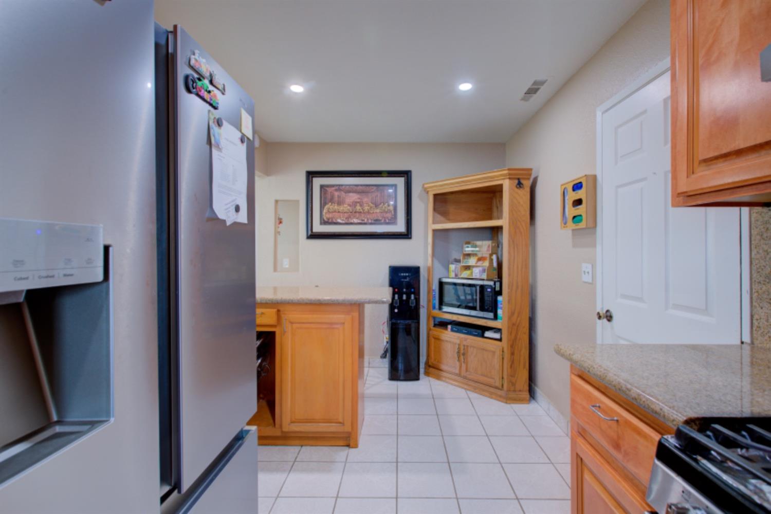 7277 Edythe Circle