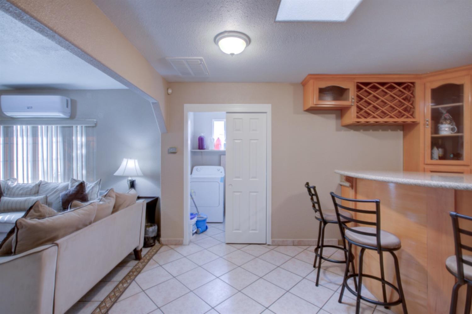7277 Edythe Circle