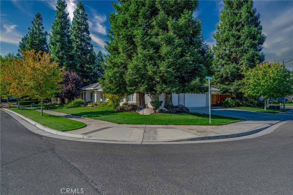 3493 Cascade Creek Avenue