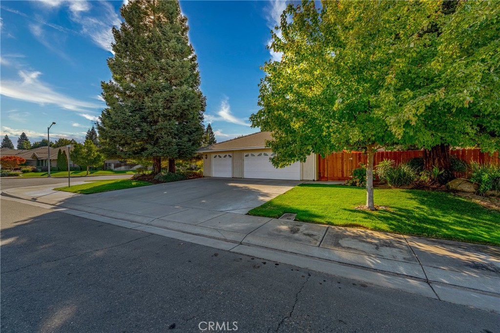 3493 Cascade Creek Avenue