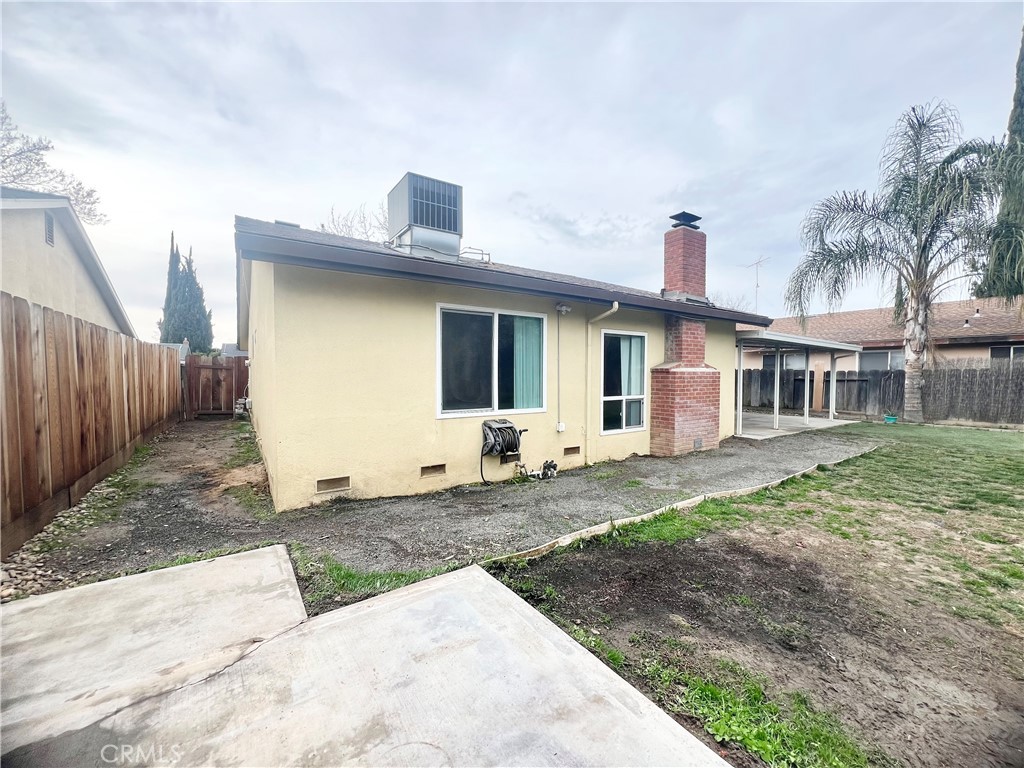 2934 Lakewood Court