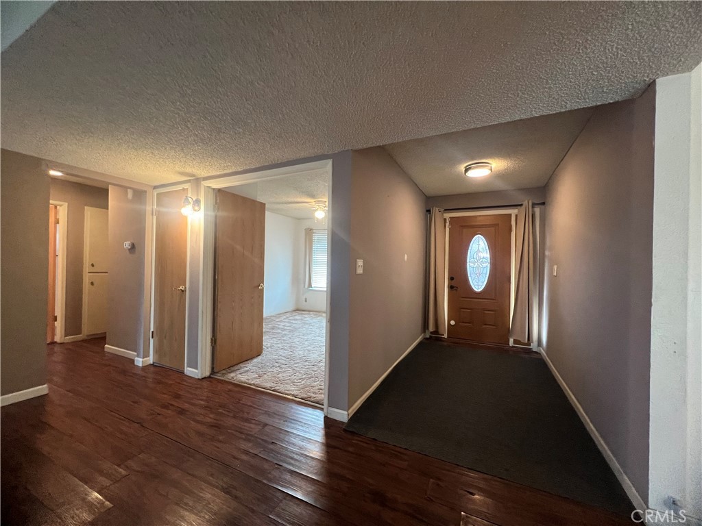 2934 Lakewood Court