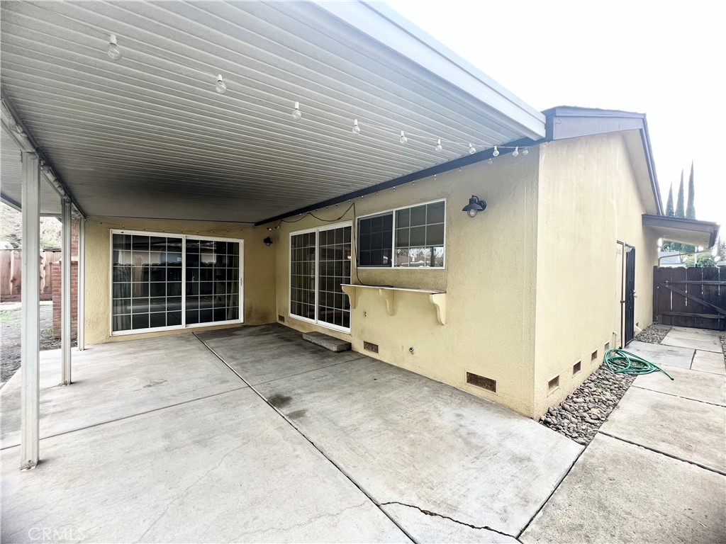 2934 Lakewood Court