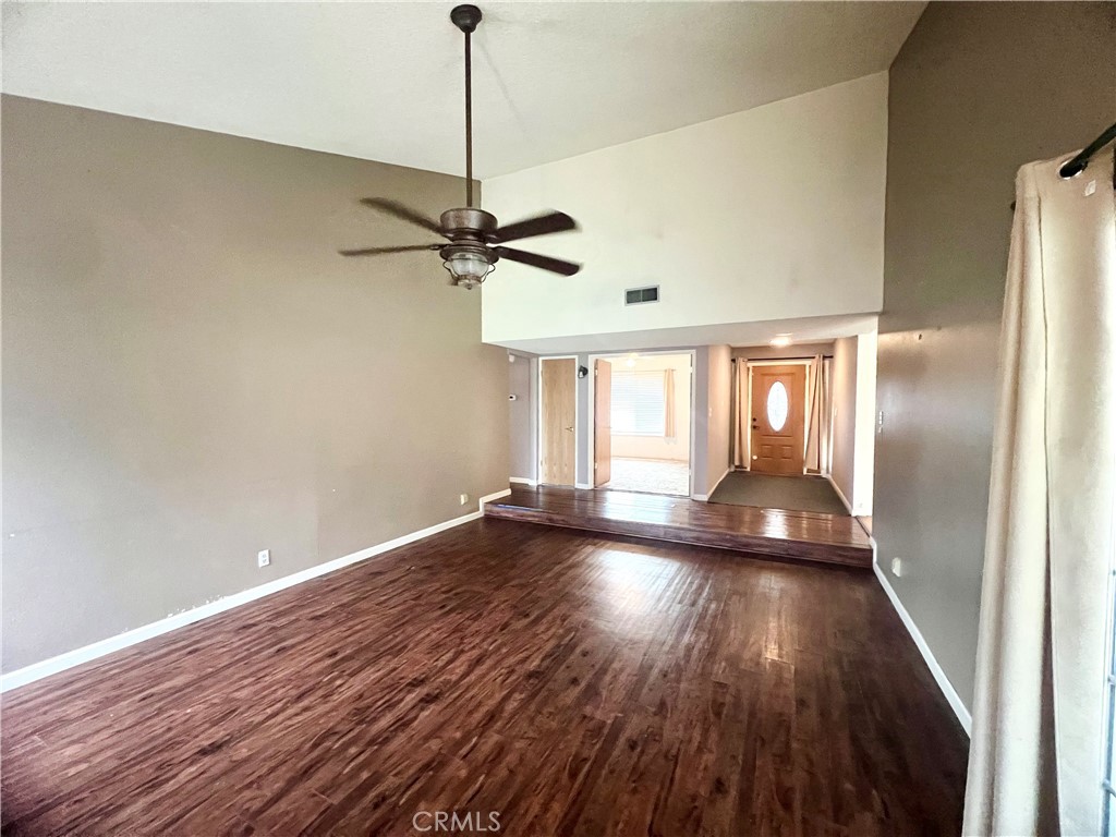 2934 Lakewood Court
