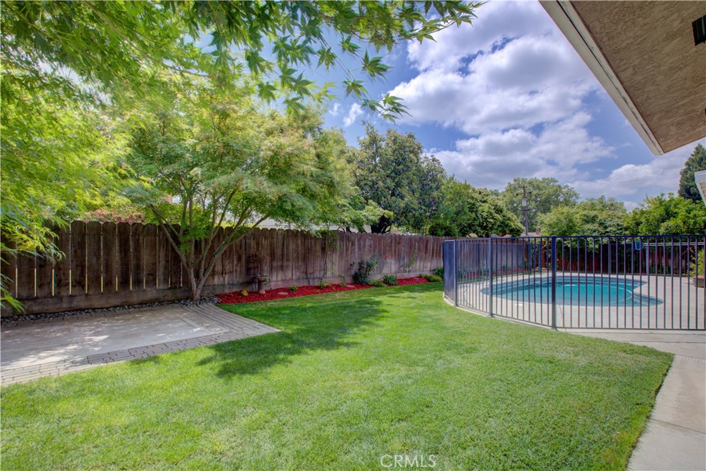 1600 Teak Avenue