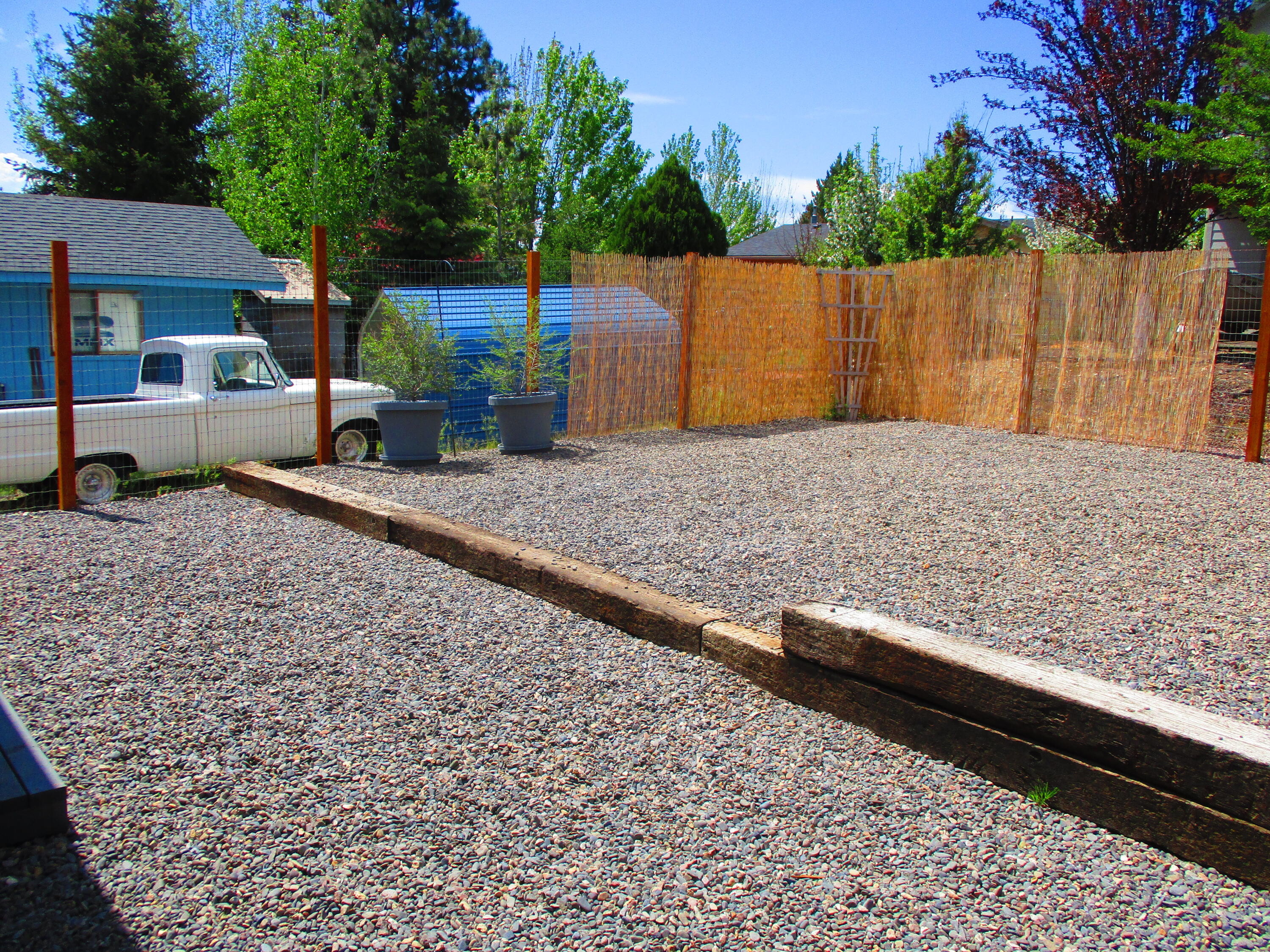 11241 NW Irvine Avenue